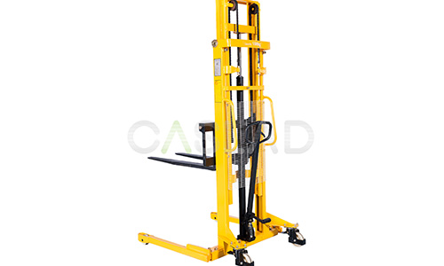 2 Ton Manual Stacker